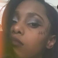 Quennae Nude