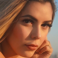 vivianelomelin Nude